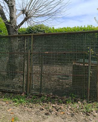 Lotto pannelli recinzione verde con telaio