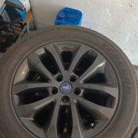 cerchi e gomme nuove per Ford Kuga