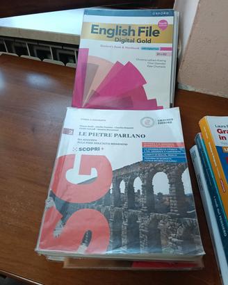 Libri Liceo Scientifico (1-4 anno) - Metà Prezzo