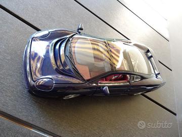 Jaguar XJ 220 Maisto 1:18 Metallo