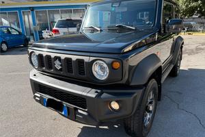 Suzuki Jimmy 1.5 benzina 4x4