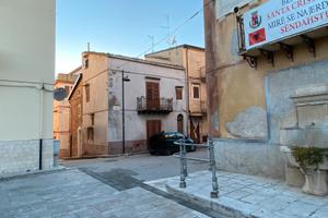 Casa indipendente Santa Cristina Gela (PA)