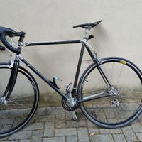 Bici da corsa artigianale