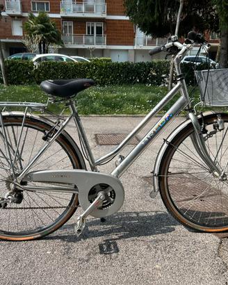 Bici da donna in alluminio