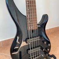 Basso 5 corde Yamaha TRBX605FM