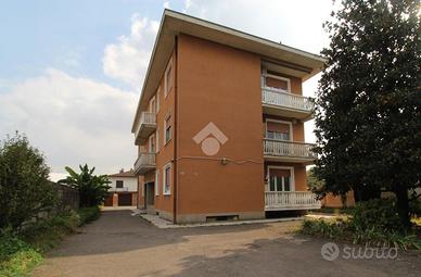 3 LOCALI A RESCALDINA