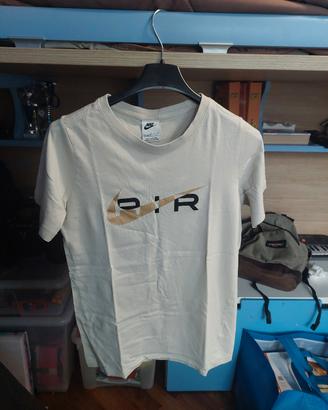 maglietta nike grigia con stampa oro