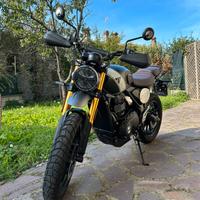 Triumph scrambler 400X