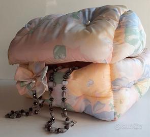 Portagioie a bauletto in stoffa imbottita