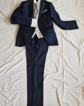 Abito da sposo sartoriale in fresco di pura lana