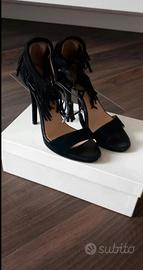 sandalo pelle scamosciata con frange 