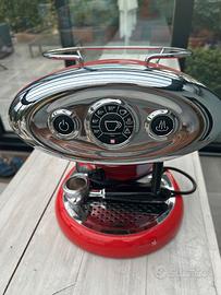 Macchina caffé Illy Iperespresso