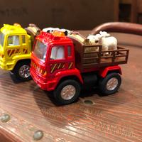 Macchinina giocattolo