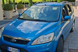 Ford focus station wagon 