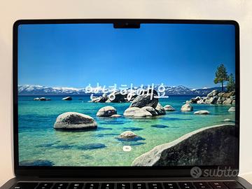 MacBook Air M2 2022