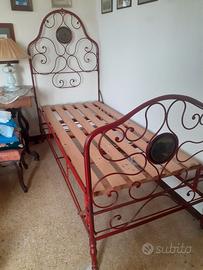 Letto Antico in ferro battuto