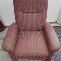 Poltrona "CUMULUS" reclinabile su rotelle