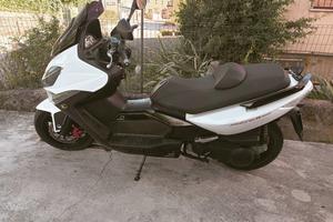 Kymco Xciting 300i - 2010