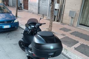 Piaggio MP3 350 - 2024