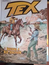 Libro rilegato Tex Fumetti a colori 240 pagine.