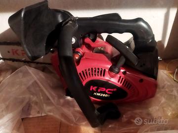 Motosega KPC da 25 centimetri cubici buona leggera