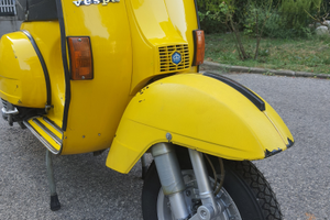 Vespa px 150 gialla