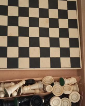 dama scacchi in plastica vintage anni '80