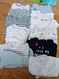 Tutine/body/ completi bambino 1-3 mesi