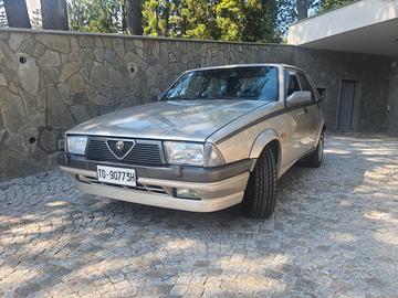Alfa romeo 75 - 1988