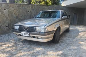 Alfa romeo 75 - 1988