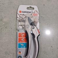 FORBICI A CRICCHETTO GARDENA SMART CUT