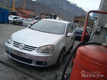 VOLKSWAGEN GOLF 5 2.0 TD 2004 BKD  PER RICAMBI