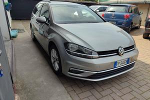 Volkswagen Golf Variant 1.6 TDI 115 CV DSG Busines
