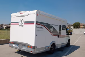 CAMPER SEMINTERALE  Baron 560 - Elnagh