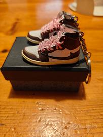 Portachiavi nike Travis Scott 