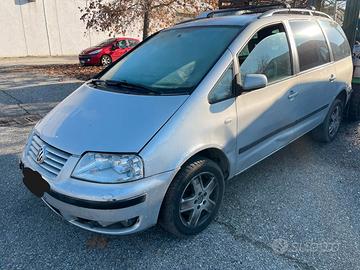 Ricambi Volkswagen Sharan 1.9 TDI 2002