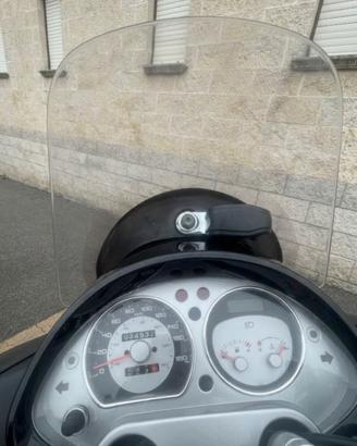 Piaggio Beverly 300 tourer