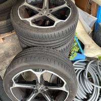 Volkswagen T5 4 cerchi e gomme