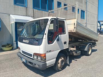 Isuzu NPR 35 CON RIBALTABILE