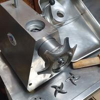 Tritacarne professionale SILVER.