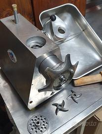 Tritacarne professionale SILVER.