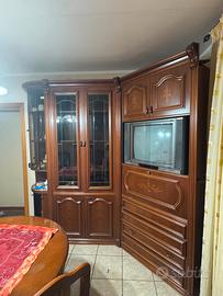 Parete attrezzata in legno massello