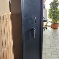 Fuciliera con Cassaforte come Nuova