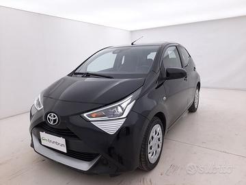 Toyota Aygo x-cool MMT BR438713 1.0 Benzina 72CV