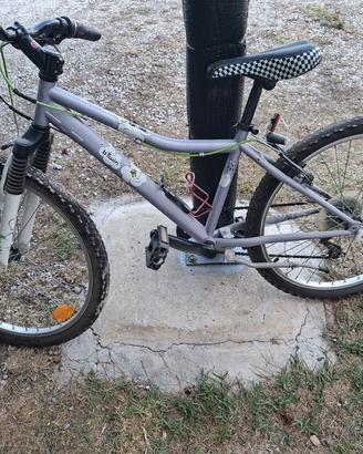 Bicicletta MTB B'Twin 24 pollici ragazza