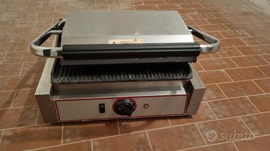 Doppia piastra per panini in ghisa rigata