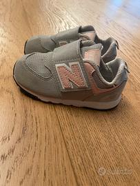 New balance bambina numero 22