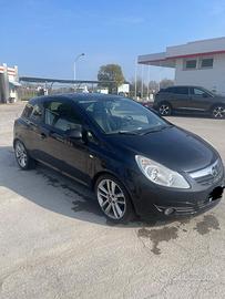 Opel Corsa cambio automatico Benzina