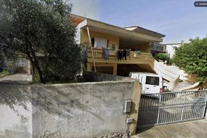 Immobile in asta di 442 m² con più di 5 locali e b