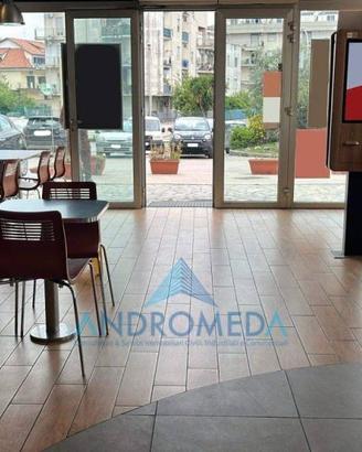Immobile di 550 m² a San Nicola la Strada